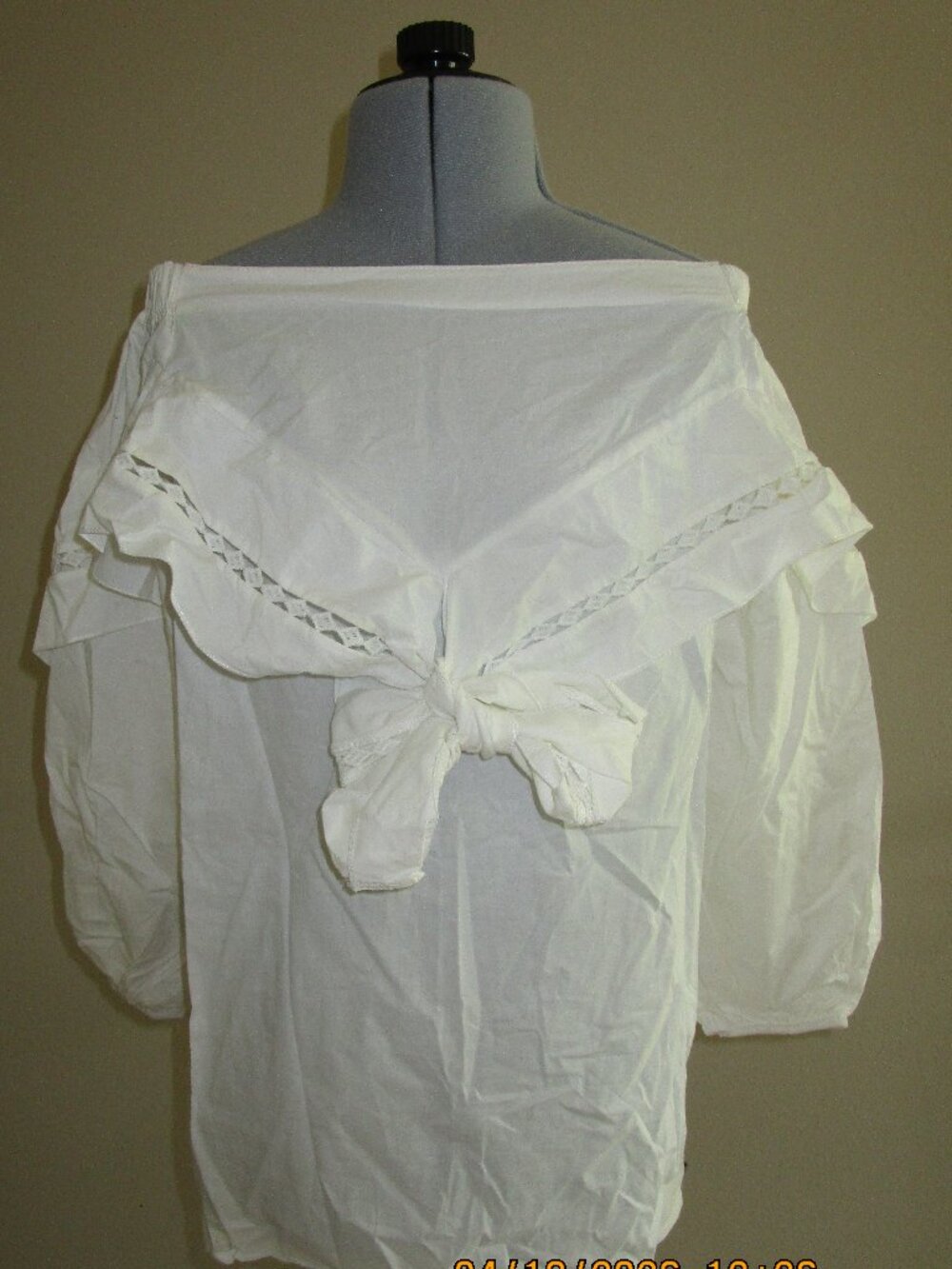 Cotton off-the-shoulder Bow detail blouse